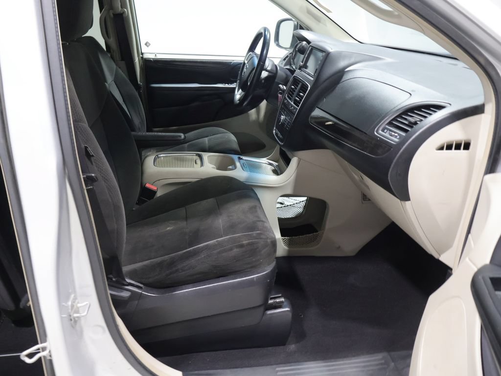 Used 2012 Dodge Grand Caravan Crew w/ Crew Value Pkg FWD image 19