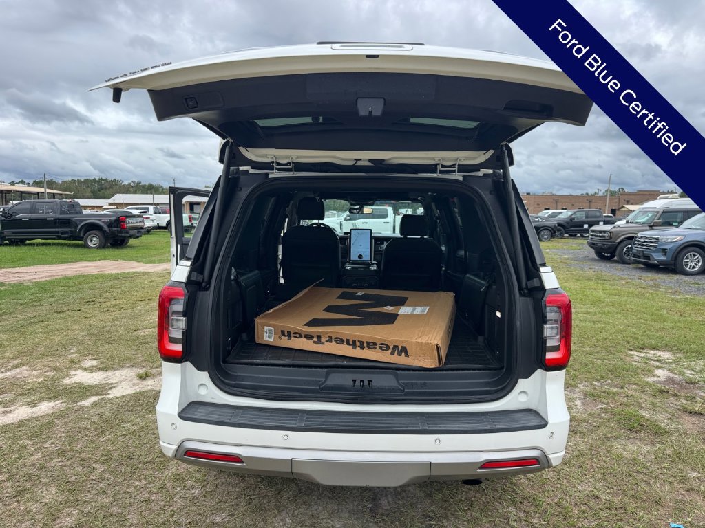 Used 2022 Ford Expedition Platinum AWD/4WD image 30