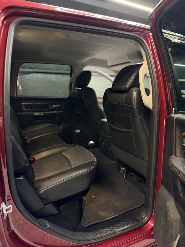 Used 2015 RAM 3500 Laramie AWD/4WD image 11
