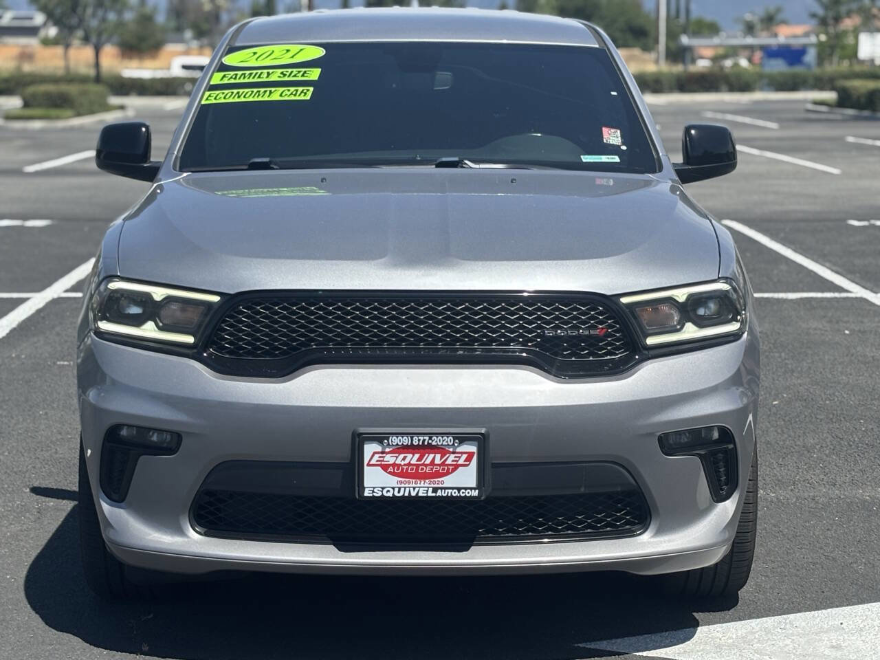 Used 2021 Dodge Durango SXT image 2