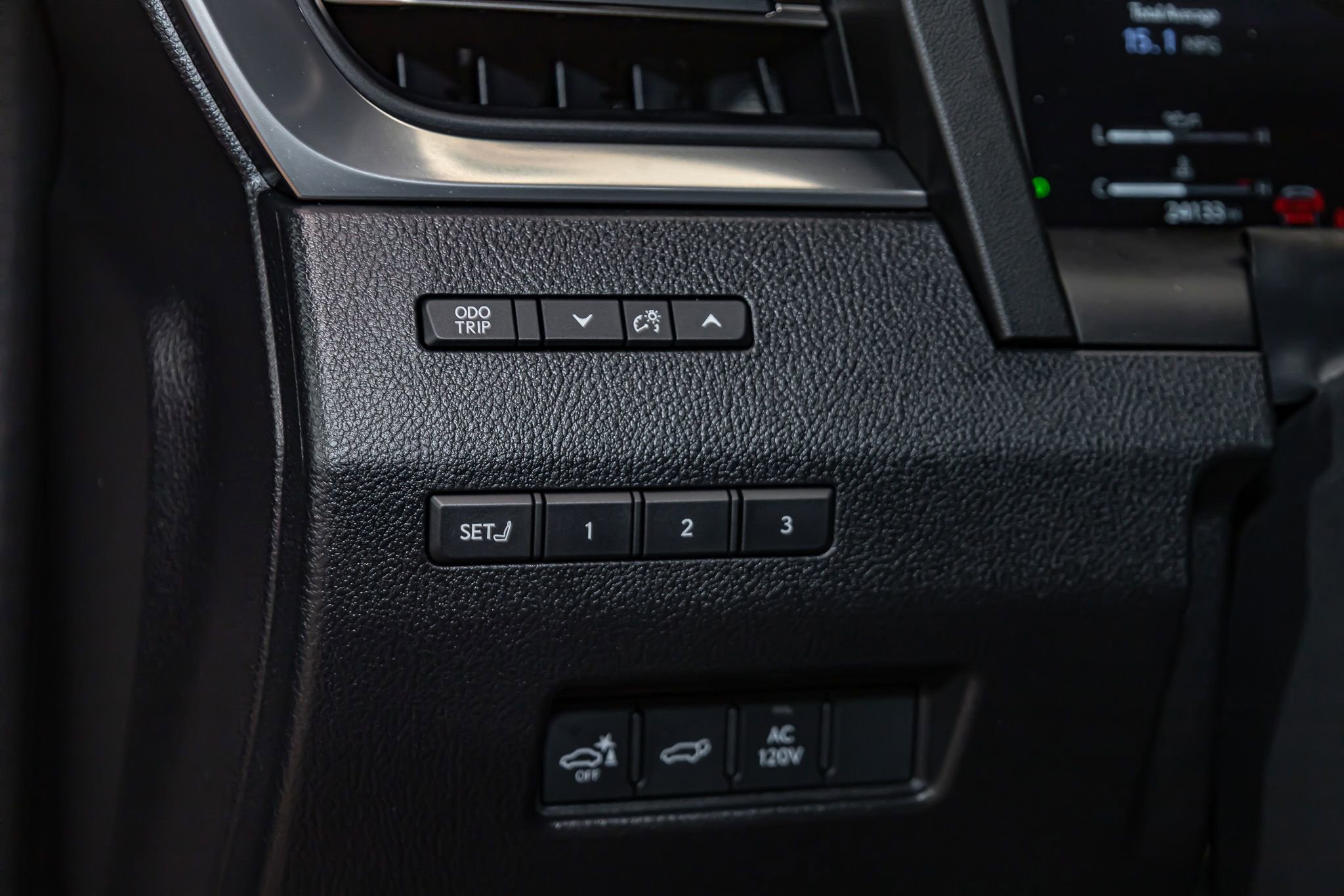 Used 2024 Lexus GX 550 AWD/4WD image 16
