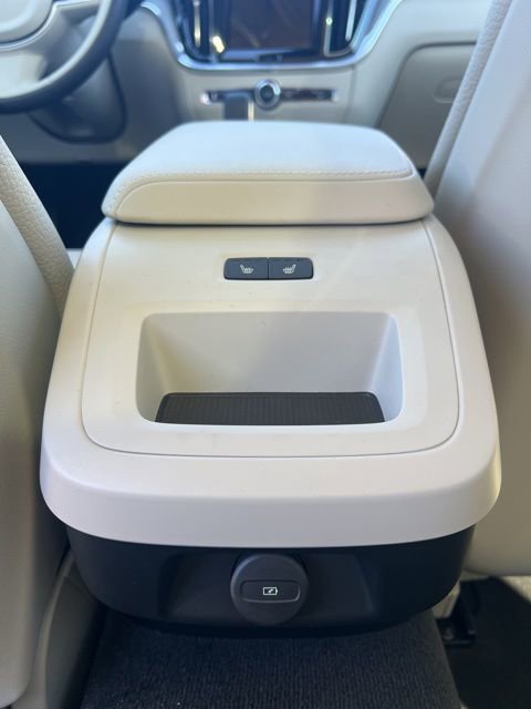 New 2026 Volvo V60 B5 Cross Country Plus w/ Climate Package image 24