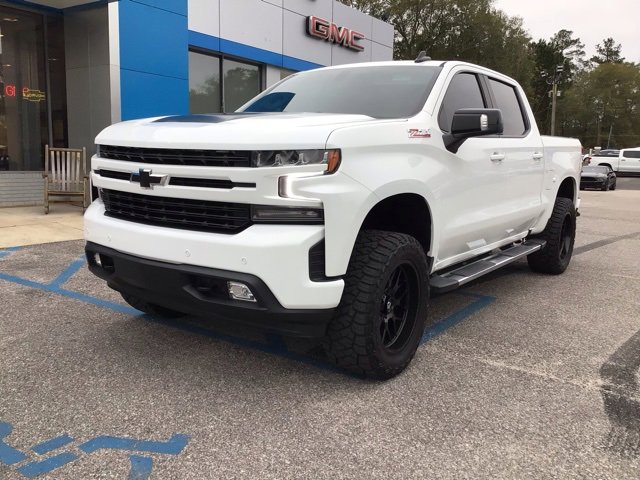 Used 2022 Chevrolet Silverado 1500 RST w/ LPO, Blackout Package image 2