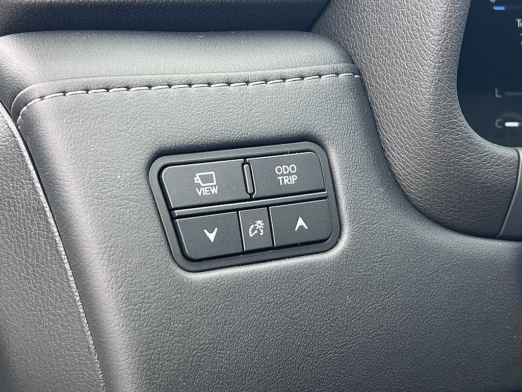 New 2026 Lexus LX 700h Luxury image 12