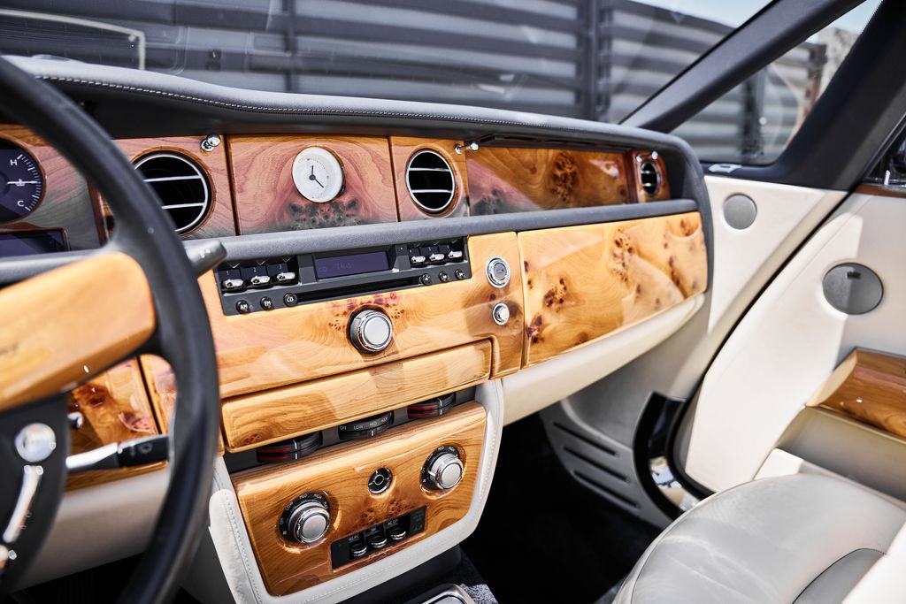 Used 2009 Rolls-Royce Phantom Drophead Coupe RWD image 63