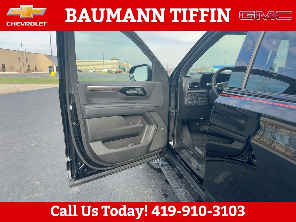 Used 2025 Chevrolet Tahoe Z71 w/ Comfort Package AWD/4WD image 5