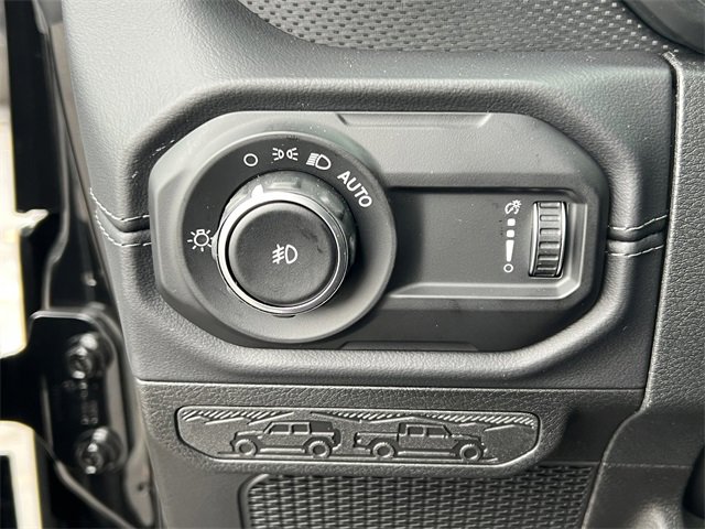 New 2026 Jeep Wrangler Unlimited Rubicon w/ Steel Bumper Group image 17