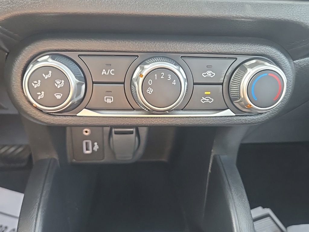 Used 2023 Nissan Versa S w/ Trunk Package FWD image 17