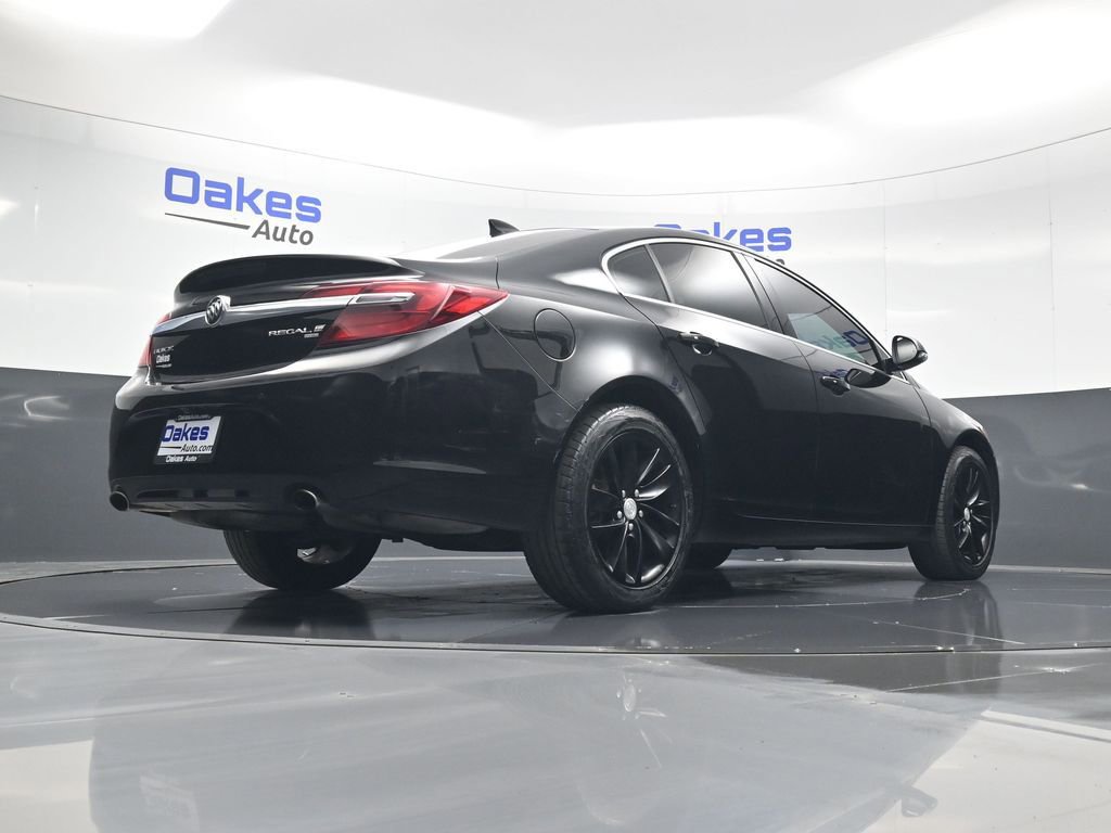 Used 2016 Buick Regal Premium w/ Driver Confidence Package #1 image 44