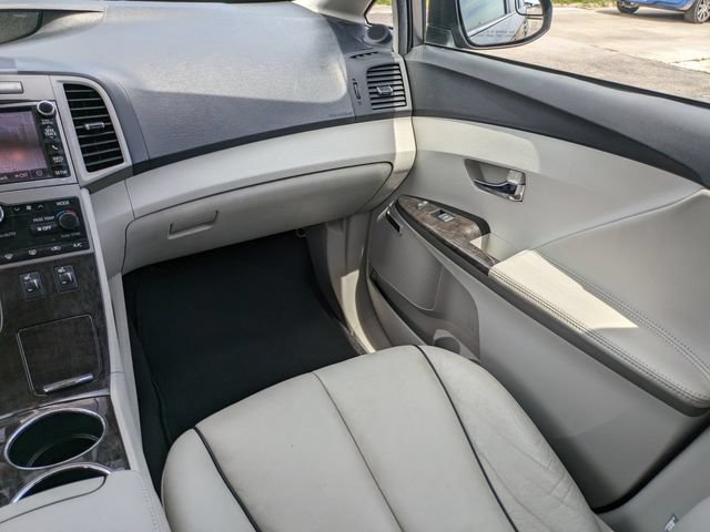 Used 2013 Toyota Venza Limited w/ Tow Prep Pkg FWD image 17