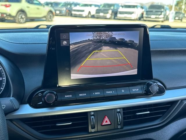 Used 2023 Kia Forte LXS image 11