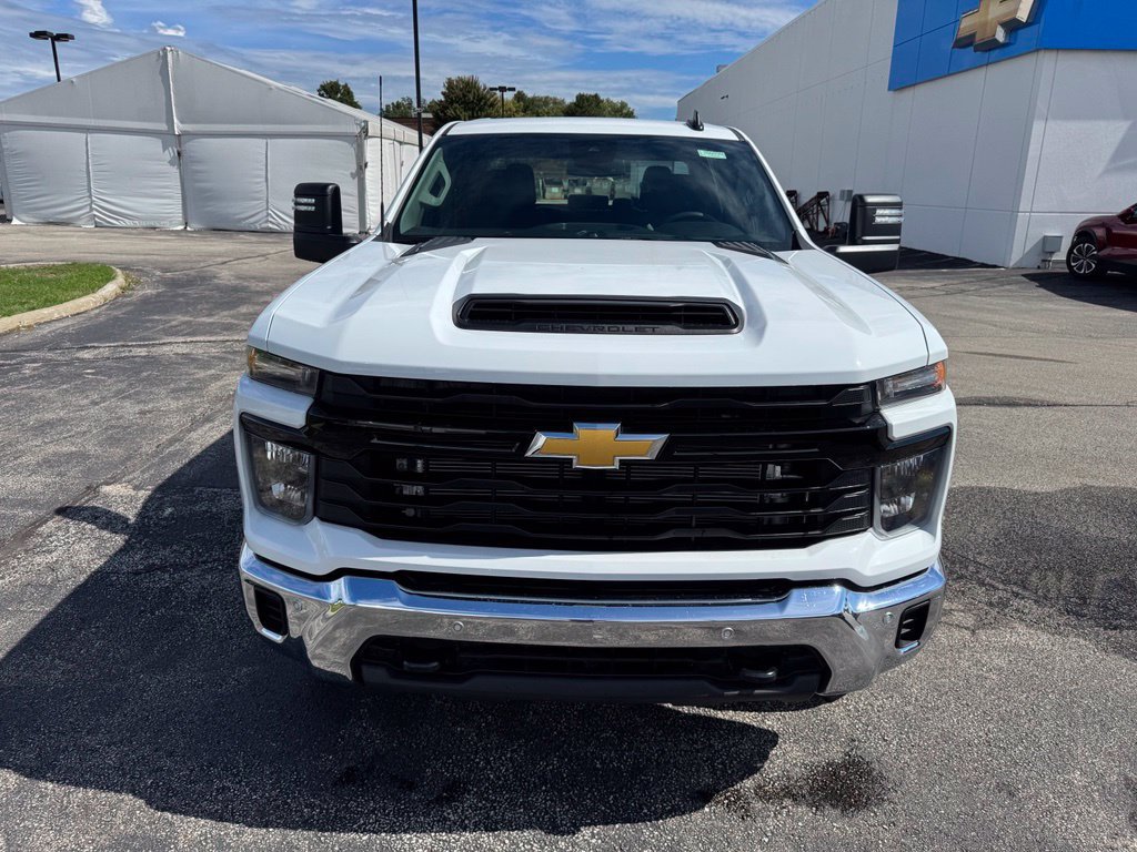 New 2026 Chevrolet Silverado 2500 W/T AWD/4WD image 2