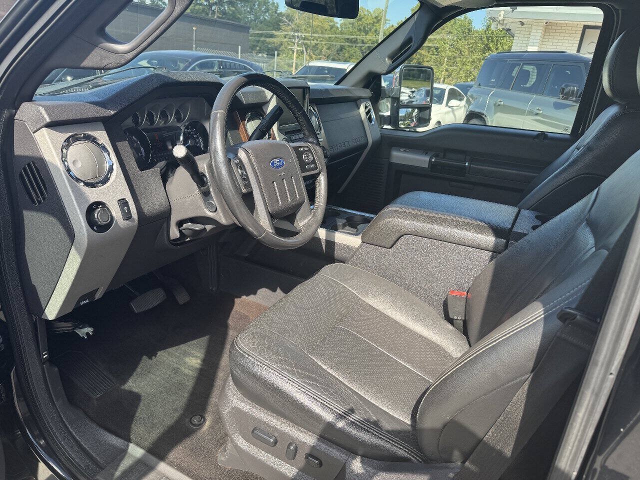 Used 2015 Ford F250 Lariat w/ Chrome Package AWD/4WD image 10