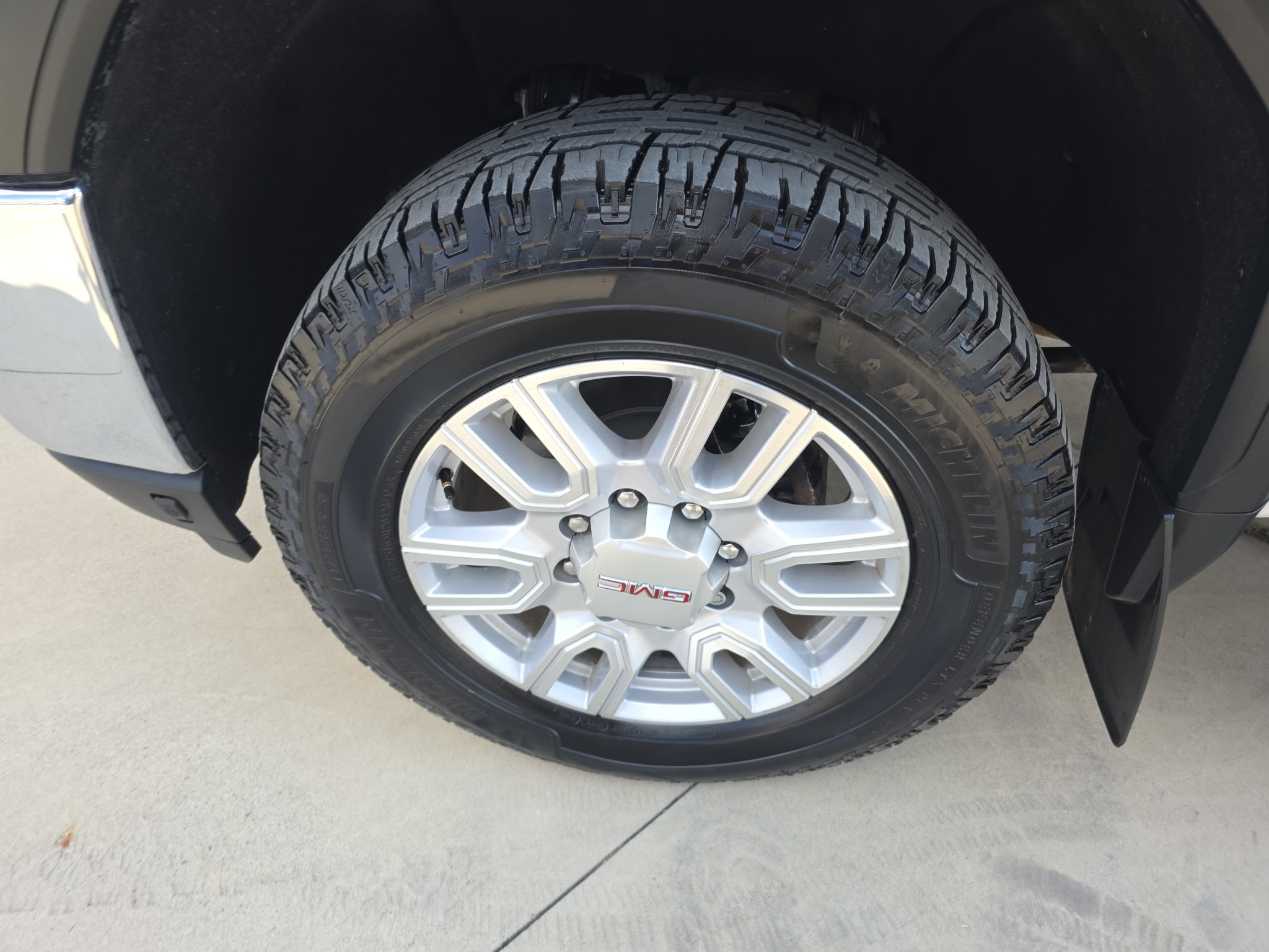 Used 2021 GMC Sierra 2500 SLT w/ Texas SLT Premium Package AWD/4WD image 5
