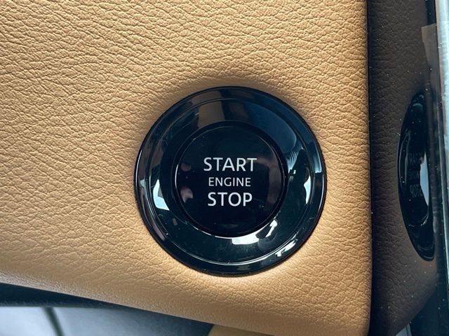 New 2025 Nissan Armada SL w/ Convenience Package image 26
