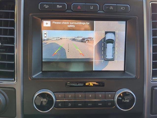 Used 2019 Ford Expedition Max Platinum image 14