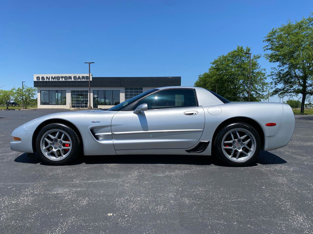 Used 2002 Chevrolet Corvette Z06 w/ Memory Pkg RWD image 8