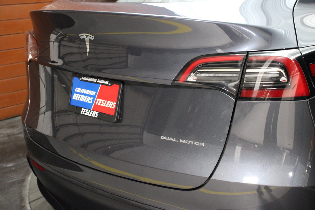 Used 2023 Tesla Model Y Long Range AWD/4WD image 3