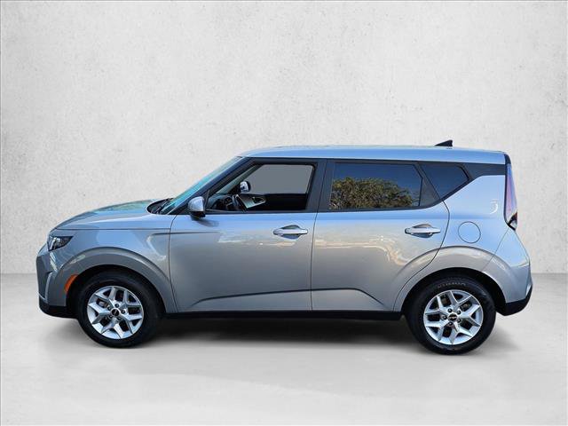 Used 2024 Kia Soul LX w/ Option Group 015 FWD image 9