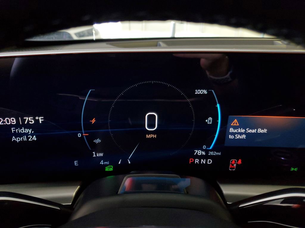 New 2026 Cadillac Lyriq Luxury RWD image 19