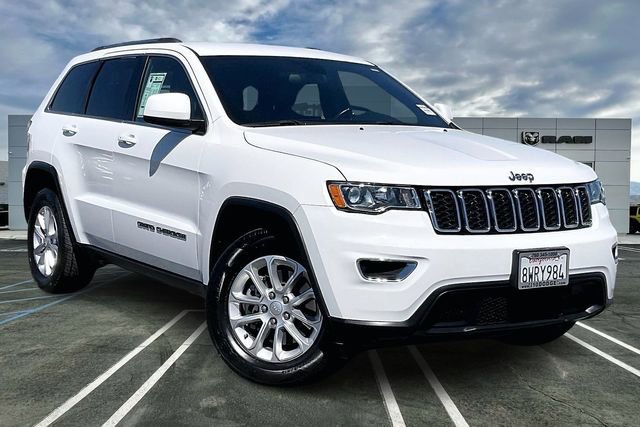 Used 2021 Jeep Grand Cherokee Laredo X image 12