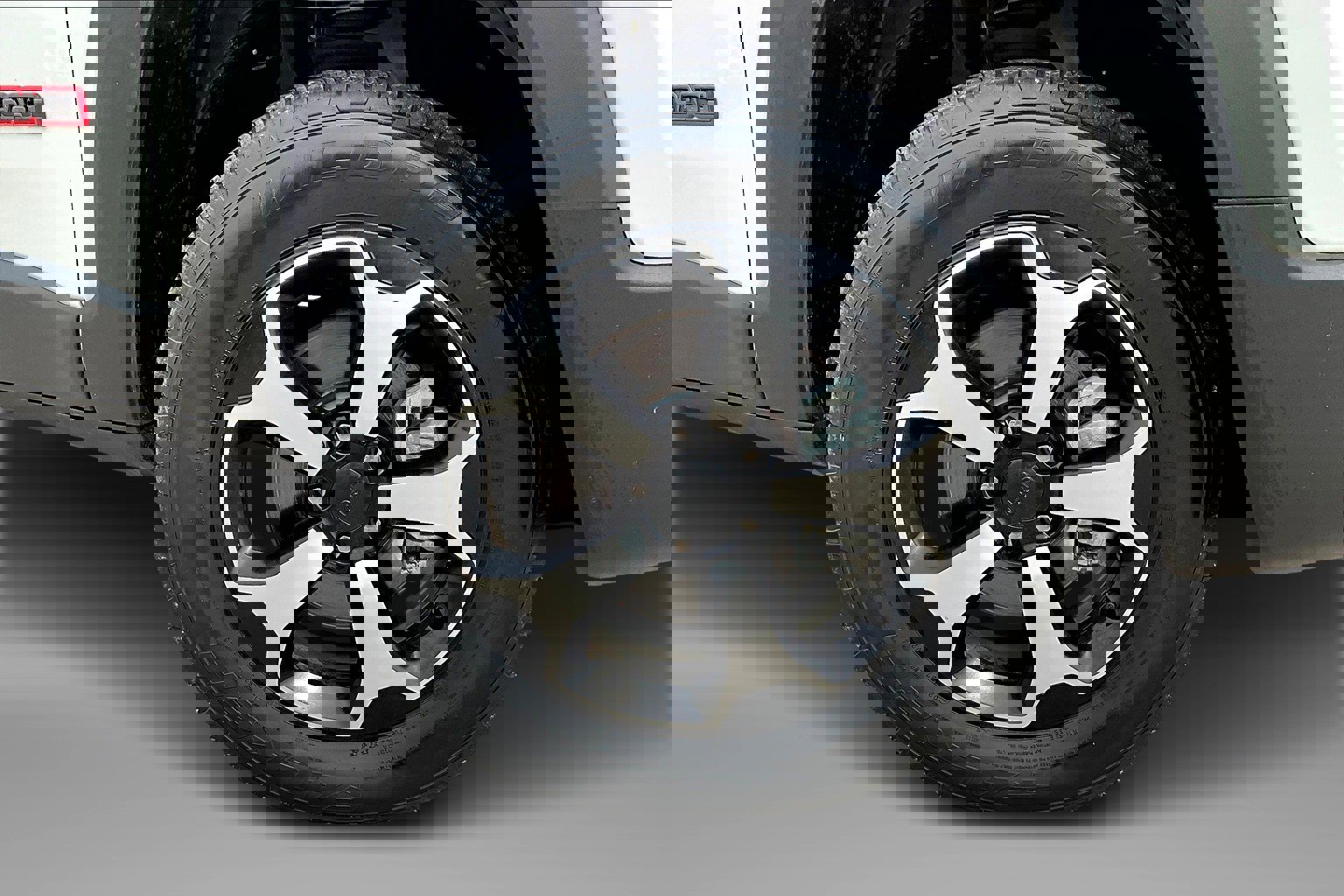 Used 2022 Jeep Renegade Trailhawk image 9