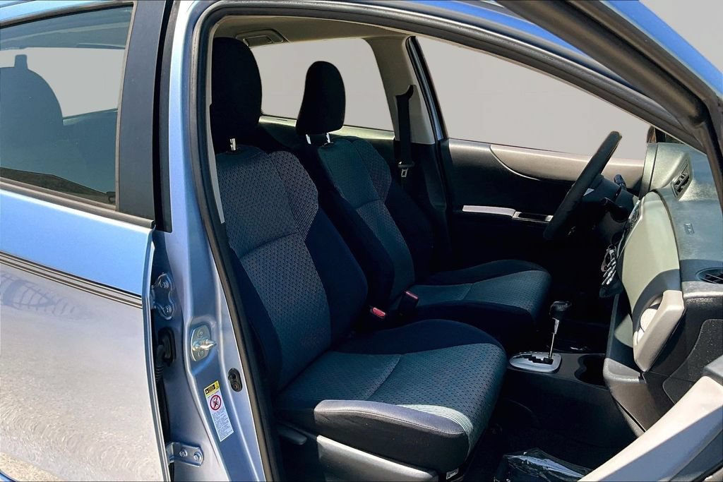 Used 2012 Toyota Yaris SE FWD image 27