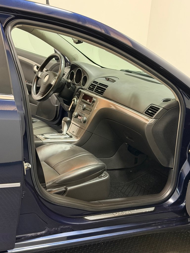 Used 2007 Saturn Aura XR w/ Premium Trim Pkg FWD image 11
