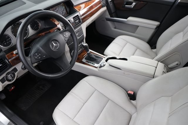 Used 2010 Mercedes-Benz GLK 350 2WD w/ Multimedia Pkg image 6