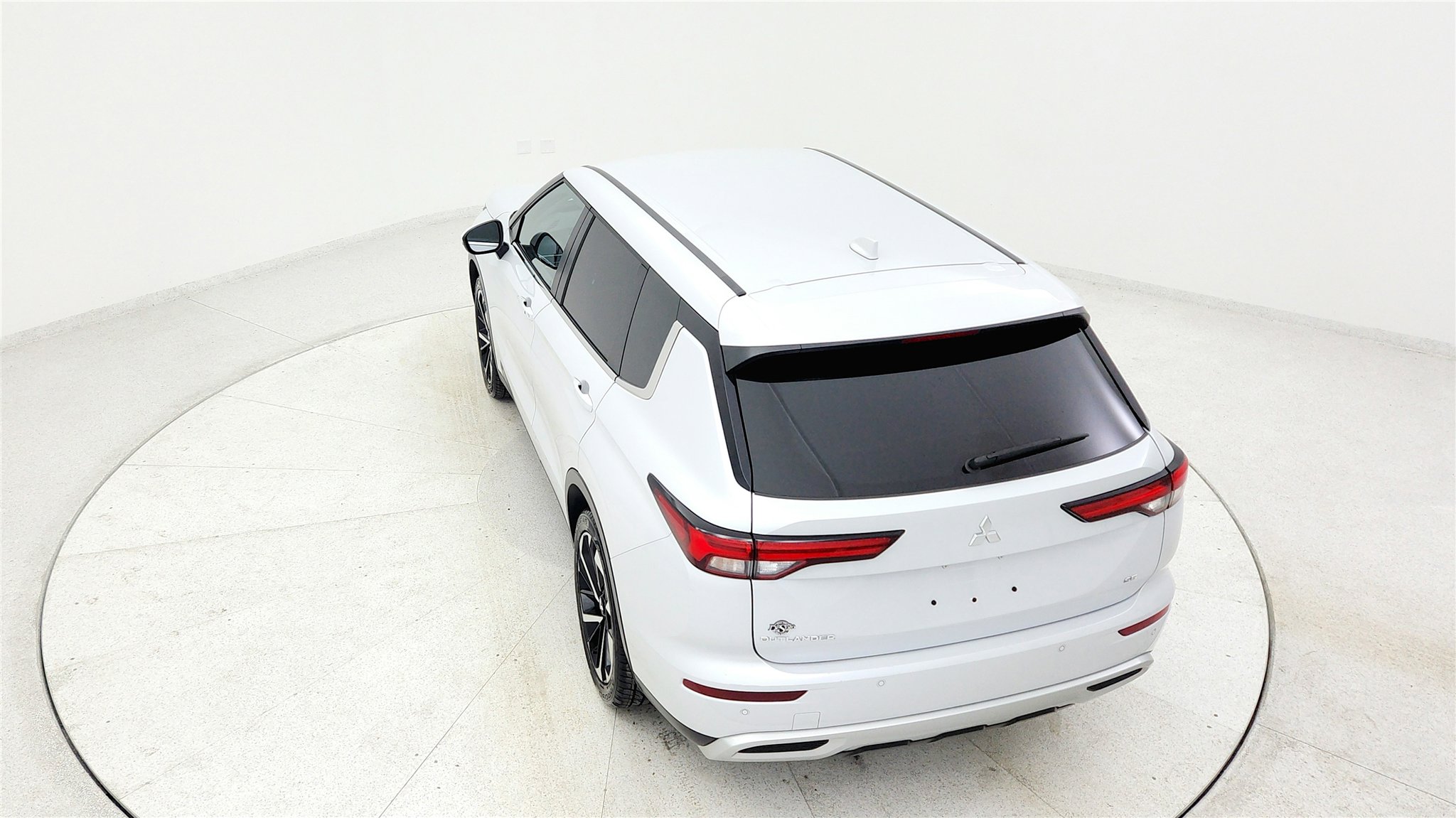 Used 2024 Mitsubishi Outlander FWD image 39