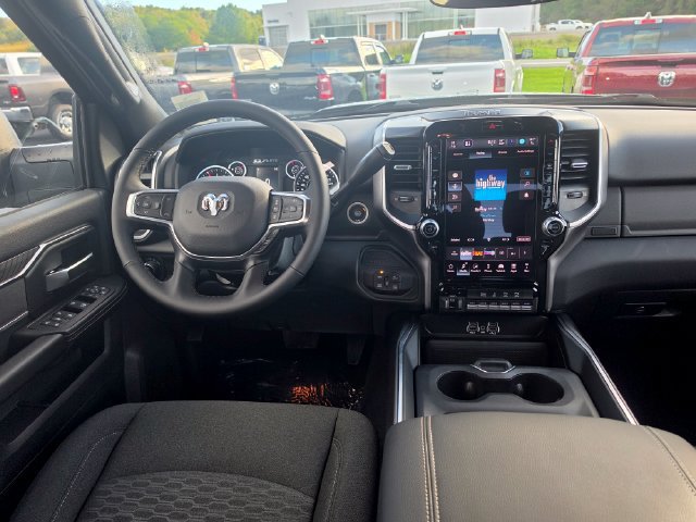 New 2027 RAM 2500 Big Horn AWD/4WD image 14