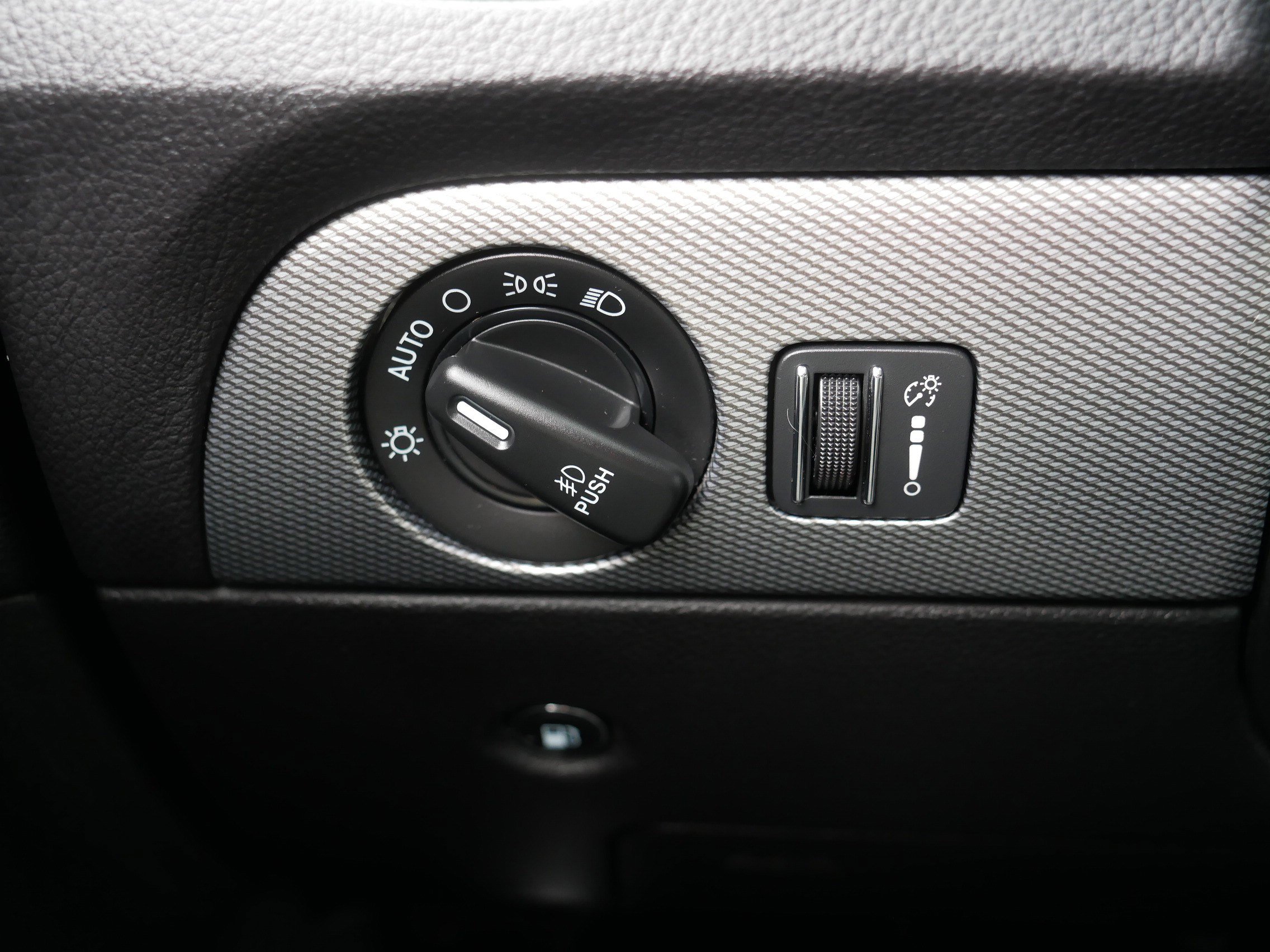 Used 2019 Dodge Durango GT AWD/4WD image 26