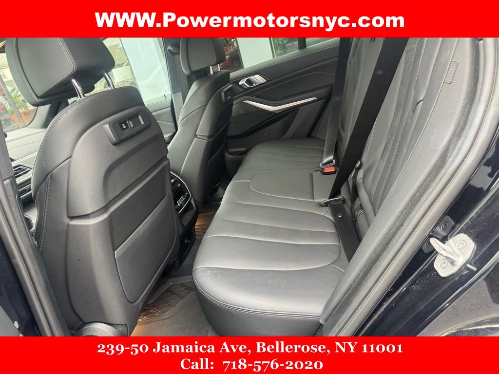 Used 2022 BMW X5 xDrive40i w/ M Sport Package AWD/4WD image 18