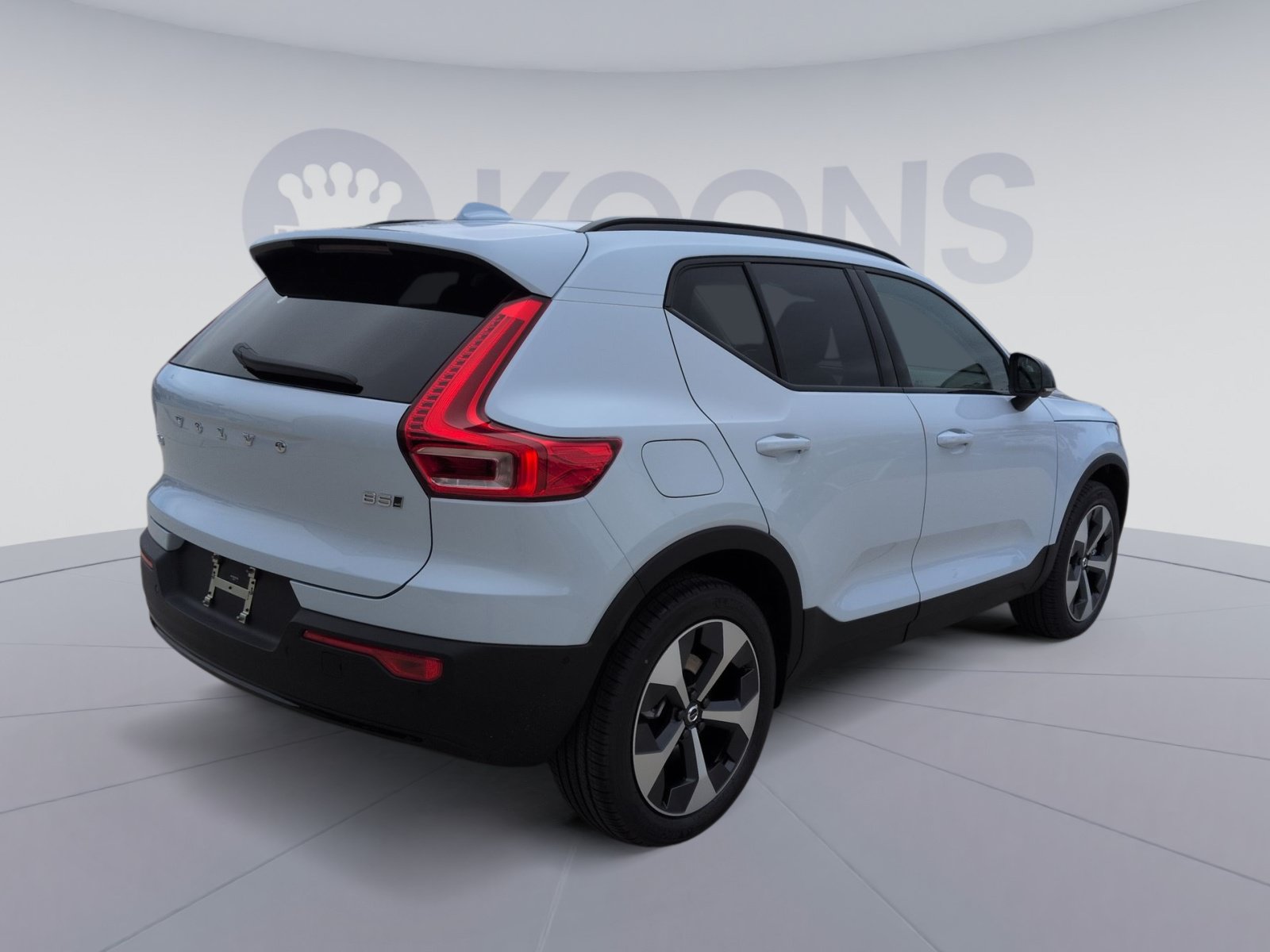 New 2026 Volvo XC40 B5 Plus w/ Protection Package Premier AWD/4WD image 11
