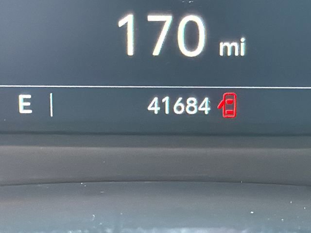 Used 2023 Cadillac XT4 Premium Luxury image 28