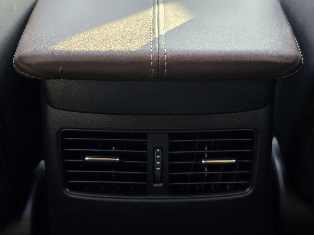 Used 2022 MAZDA CX-30 AWD 2.5 S w/ Premium Package image 30