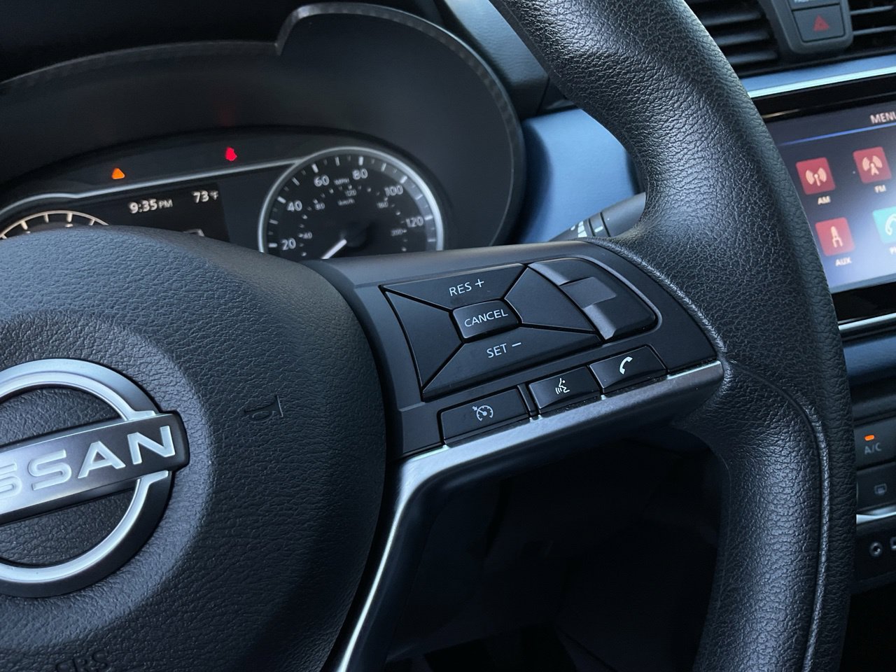 Used 2025 Nissan Versa SV FWD image 29
