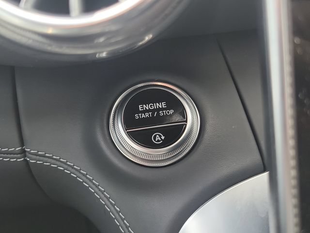 Used 2022 Mercedes-Benz SL 63 AMG 4MATIC image 25