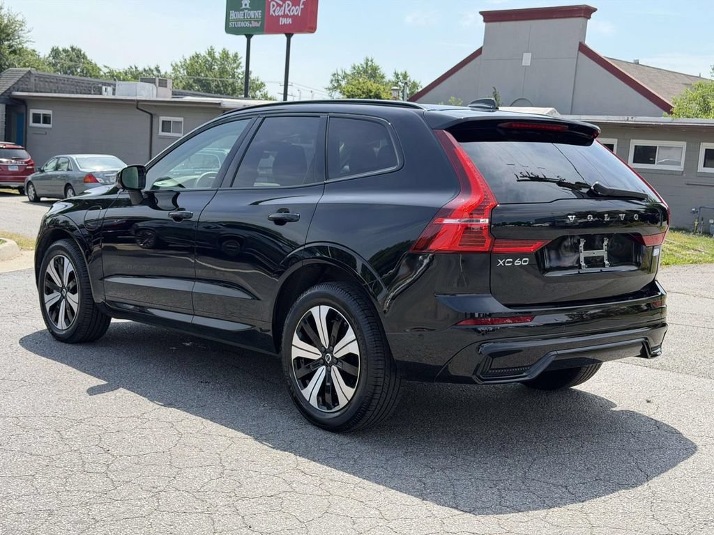 Used 2024 Volvo XC60 T8 Plus AWD/4WD image 22