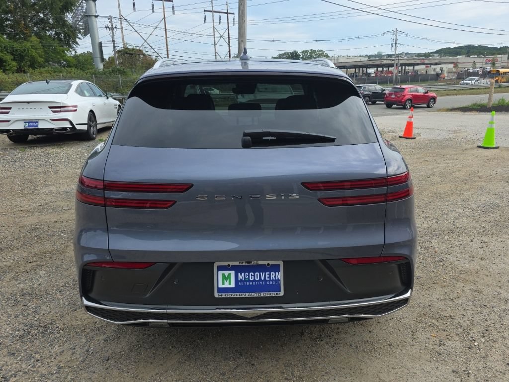 New 2027 Genesis GV70 2.5T AWD/4WD image 4