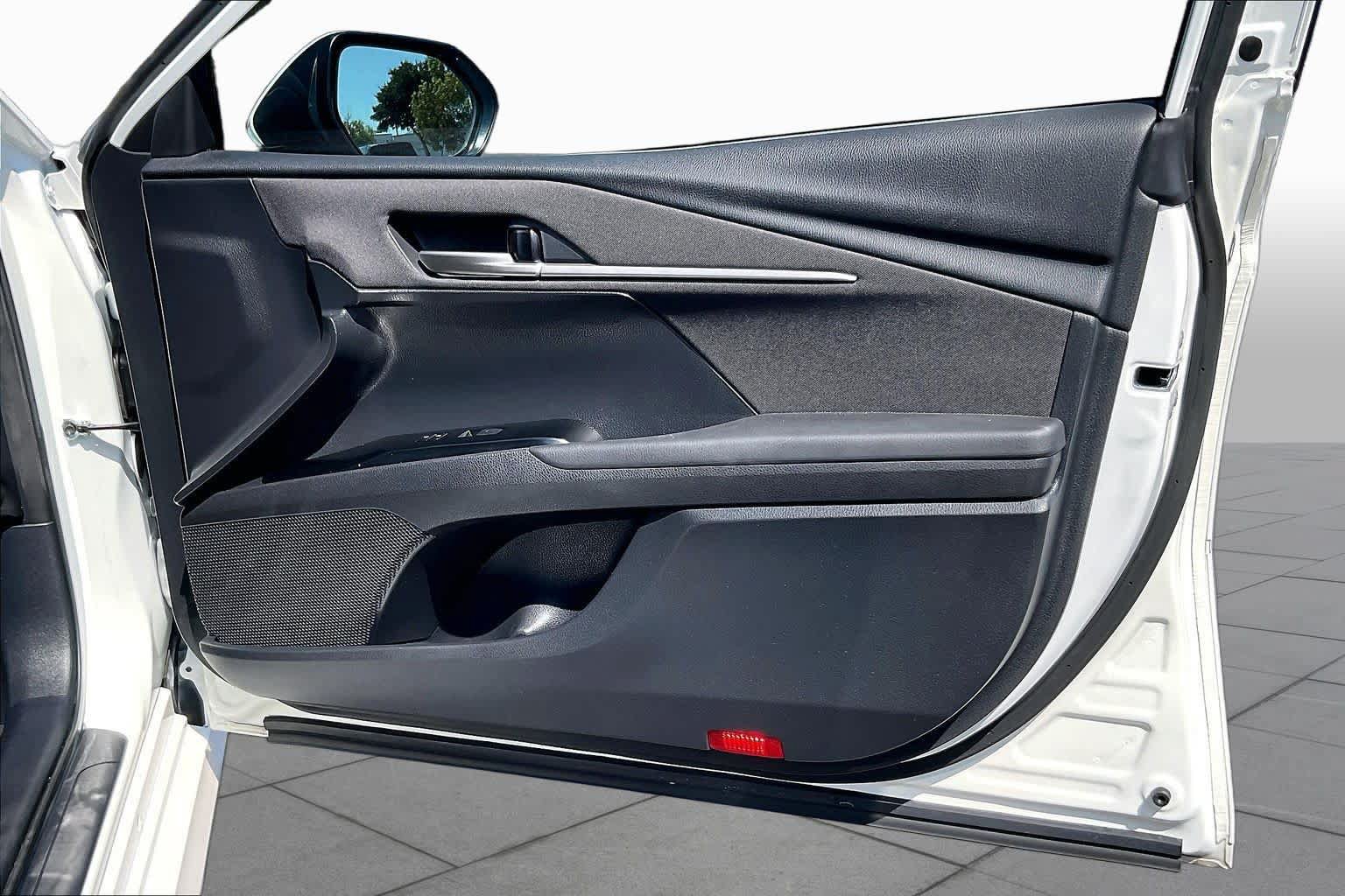Certified 2025 Toyota Camry LE FWD image 22