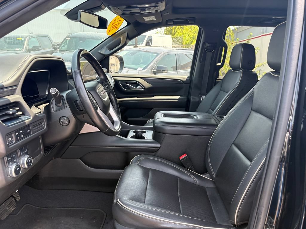 Used 2022 GMC Yukon SLT w/ SLT Premium Package AWD/4WD image 14
