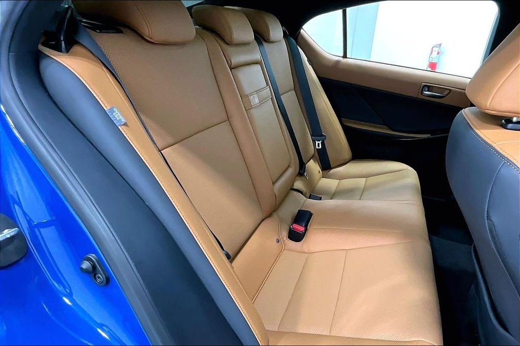 Used 2023 Lexus IS 300 w/ Premium Package RWD image 27