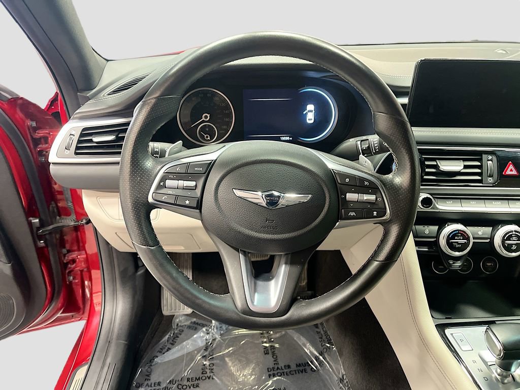 Used 2023 Genesis G70 2.0T image 11