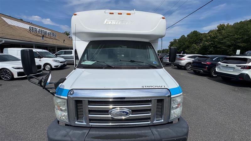 Used 2014 Ford E-450 and Econoline 450 Super Duty w/ Shuttle Bus Prep Package RWD image 18
