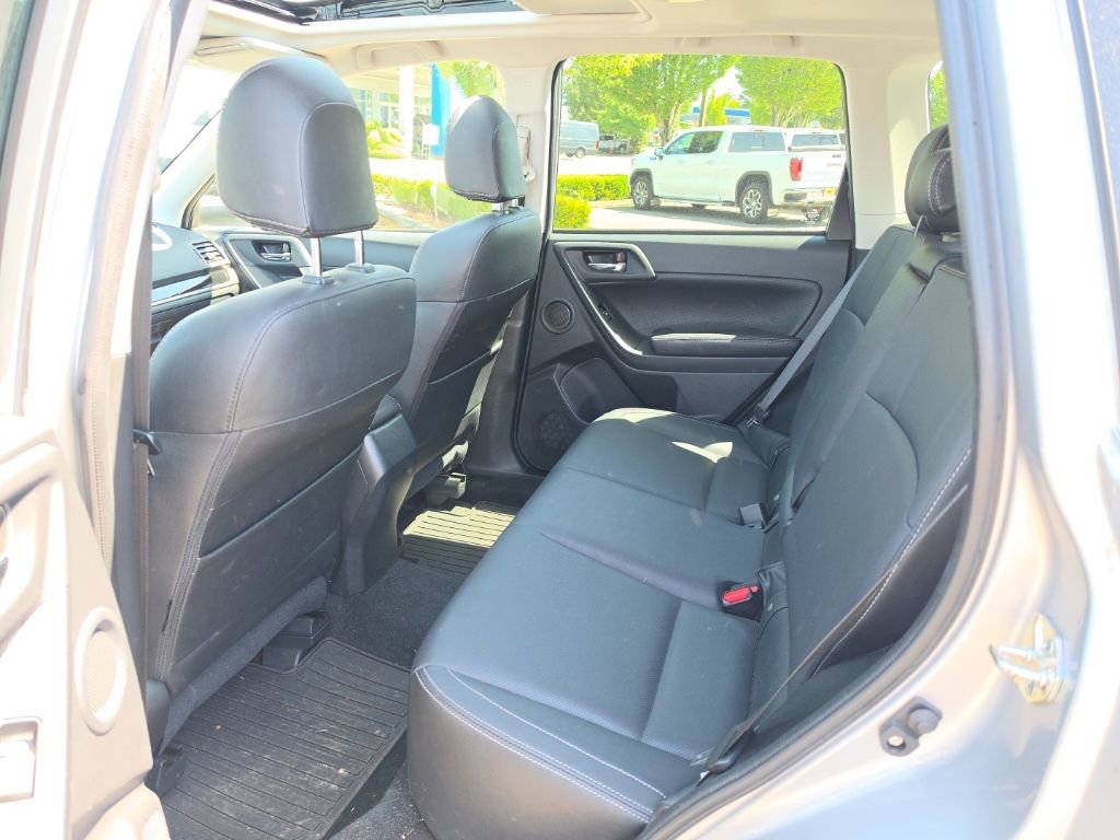 Used 2018 Subaru Forester 2.5i Limited AWD/4WD image 4