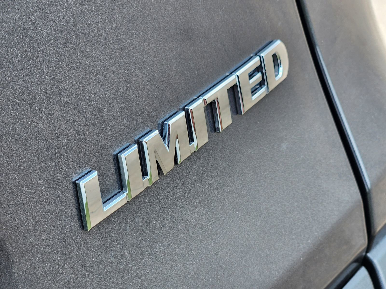 Used 2025 Toyota RAV4 Limited image 11