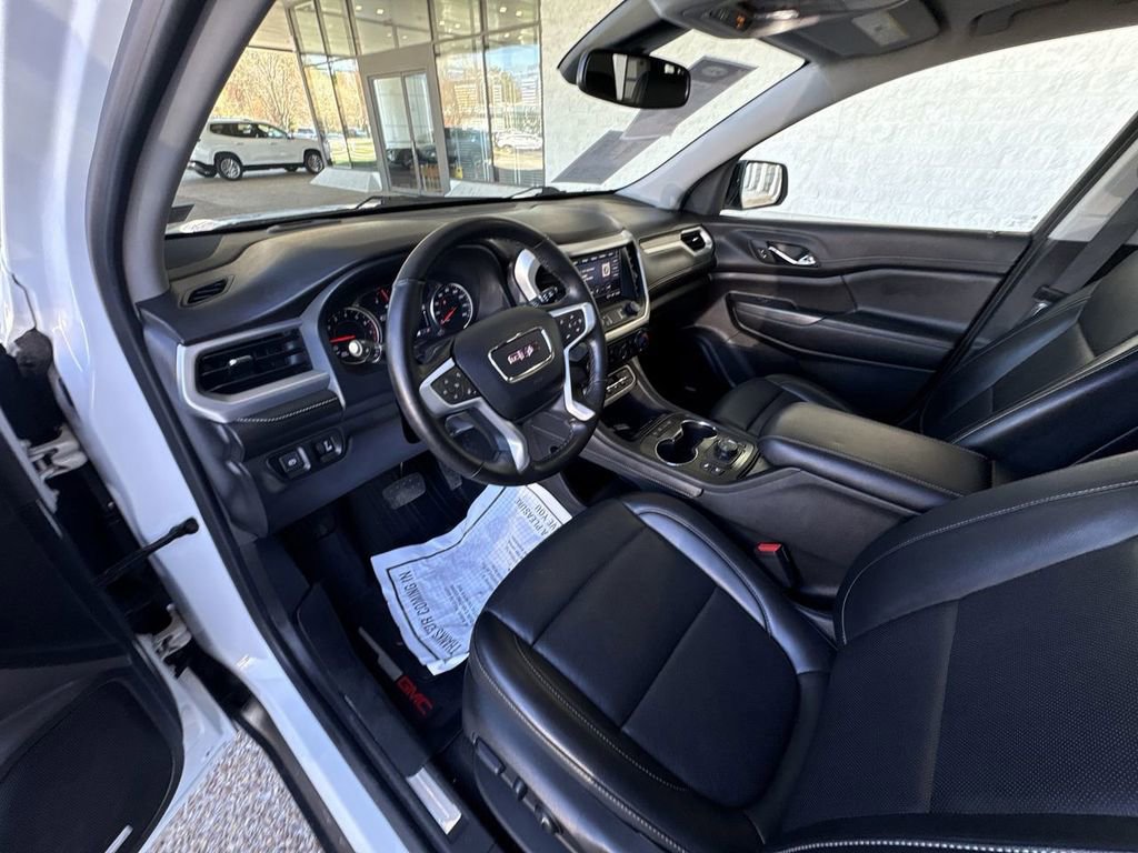 Certified 2023 GMC Acadia SLT w/ Elevation Edition image 10