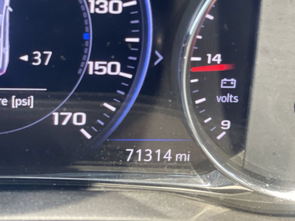 Used 2021 GMC Acadia Denali FWD image 13