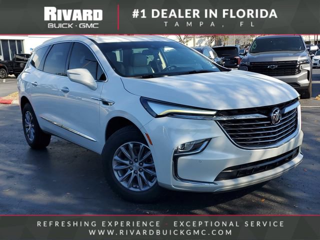 Used 2022 Buick Enclave Essence